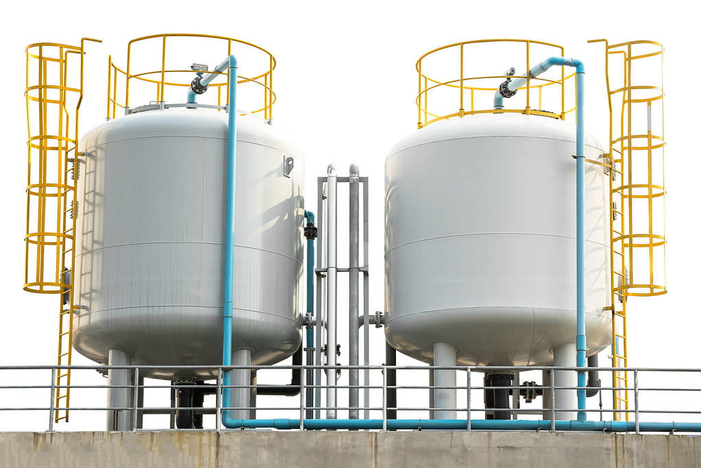 氯磺化聚乙烯面漆用于儲(chǔ)罐