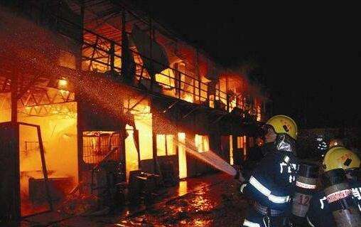 鋼結(jié)構(gòu)火災(zāi)